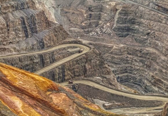 China Forms New State Investment Company to Support Overseas Mining Expansion