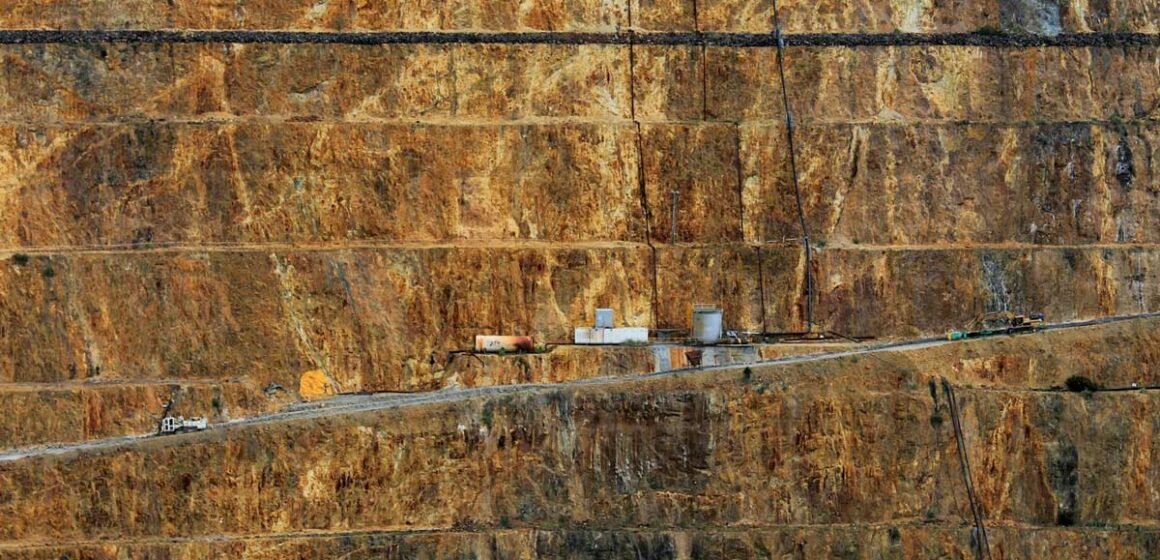 World Gold Council Commits US $250K to Ghana’s Artisanal Mining Reform
